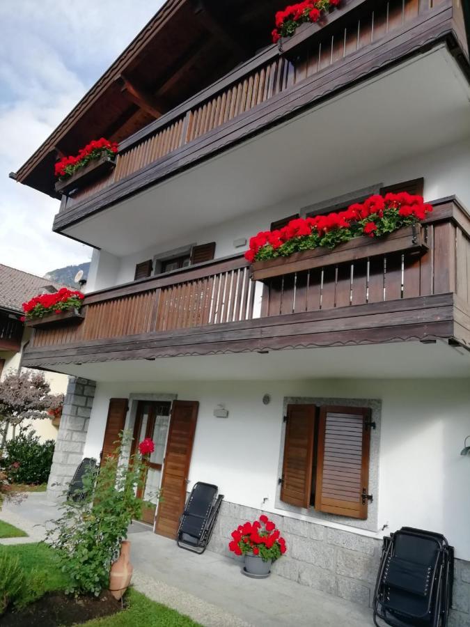 Appartamento Con Giardino คาริโซโล ภายนอก รูปภาพ