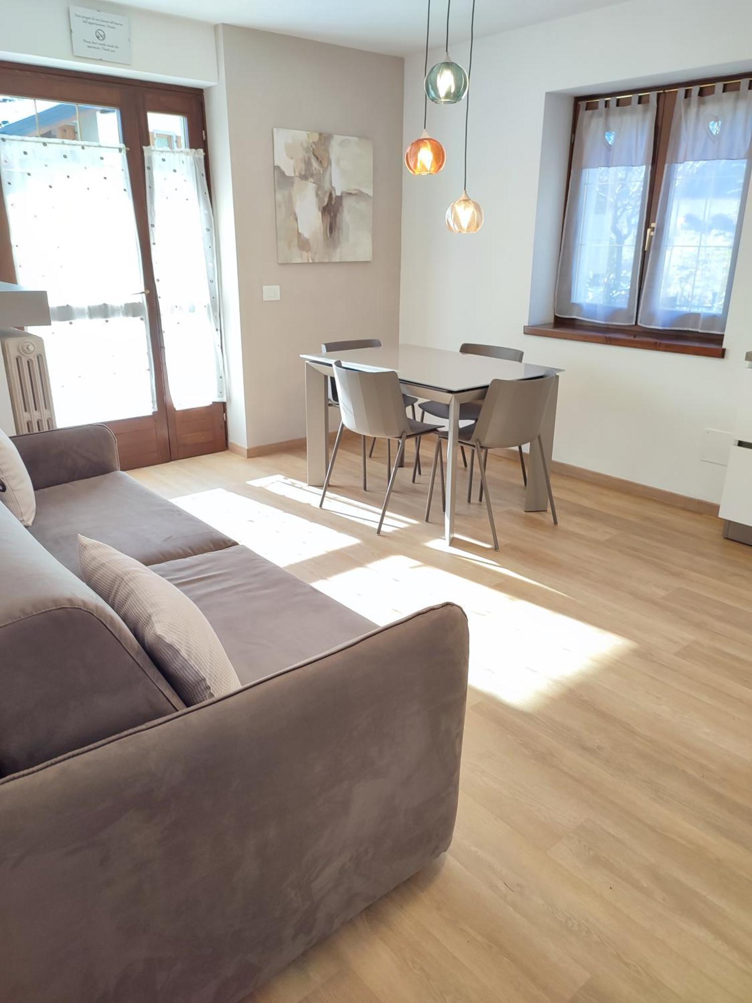 Appartamento Con Giardino คาริโซโล ภายนอก รูปภาพ