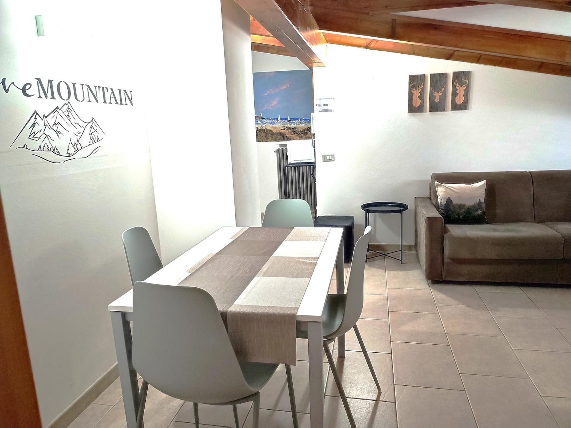 Appartamento Con Giardino คาริโซโล ภายนอก รูปภาพ